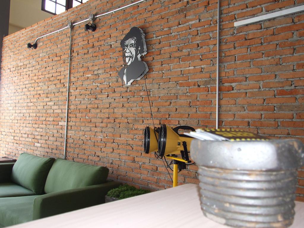 Sleep Guesthouse Chiang Mai Buitenkant foto